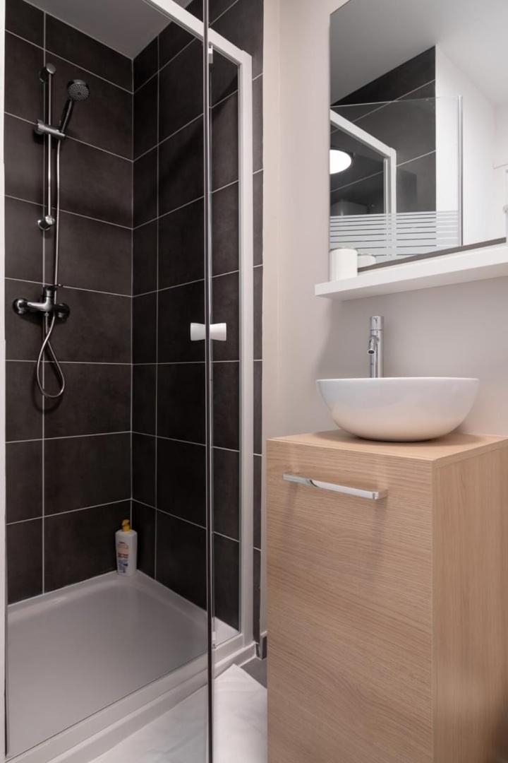 Hypercentre -Apartment In Pedestrian Zone Lille Bagian luar foto